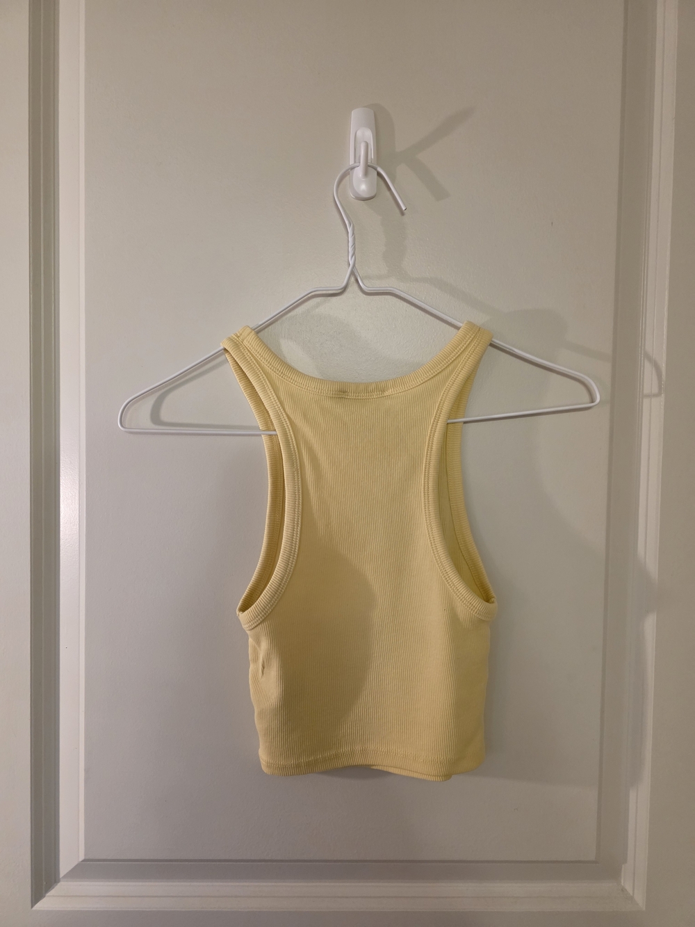 Zara Butter Yellow Ribbed Cropped Tank - Picture 3 of 3